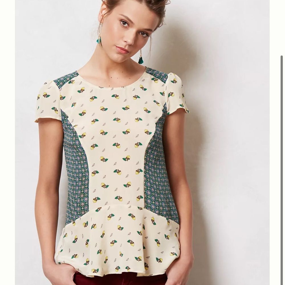 Anthropologie Maeve 100% Silk Fluttered Oak Acorn Blouse Size 8 Peplum Hem